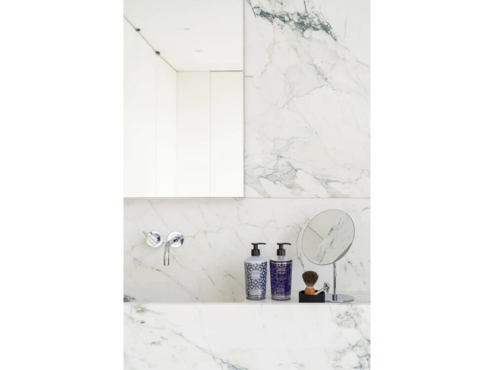 Κουτί δώρου Gentlemen Body & Hand Lotion και Hand Wash Gel - Image 2