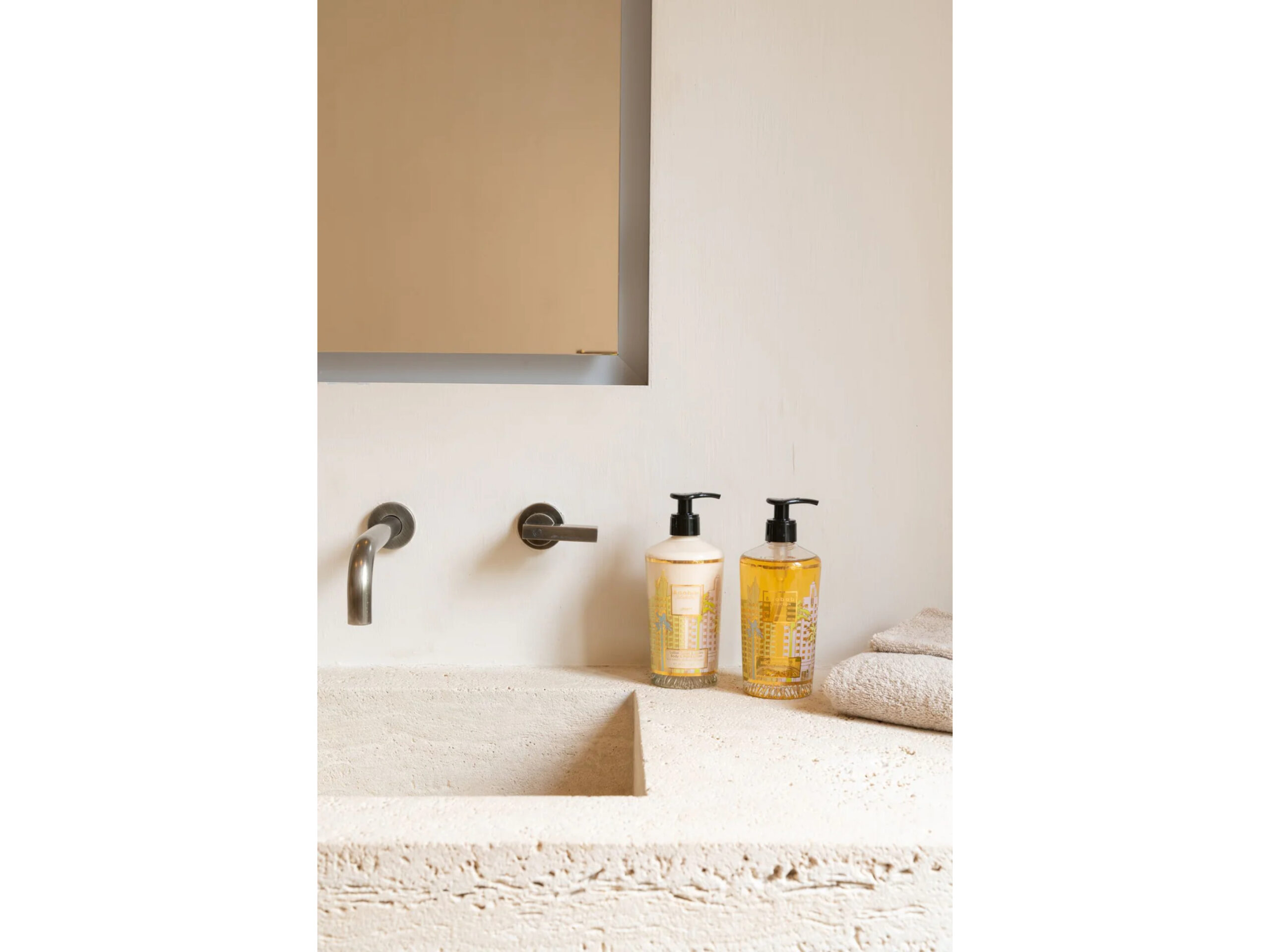 Gift Box Miami Body & Hand Lotion and Hand Wash Gel - Image 2