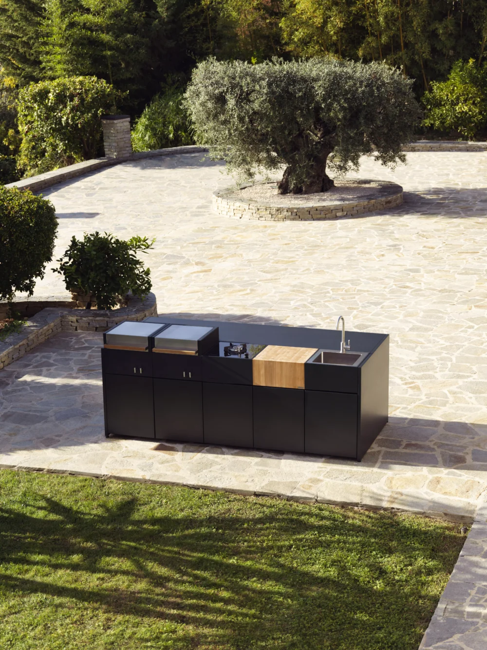 Kitchen Island - Image 7