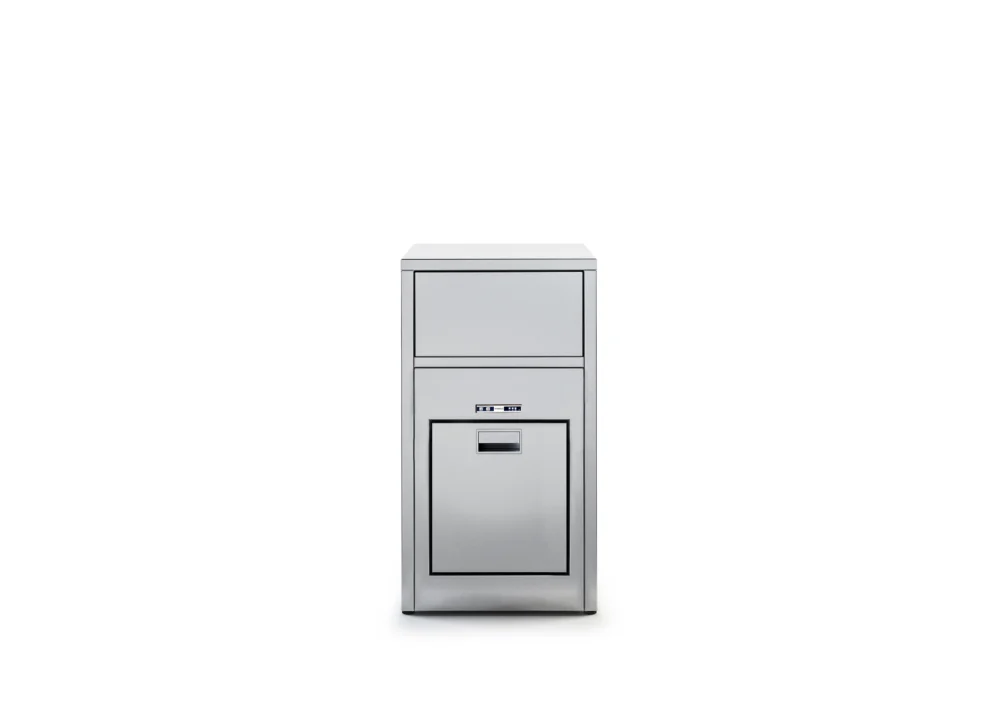 Ice Maker - Image 2