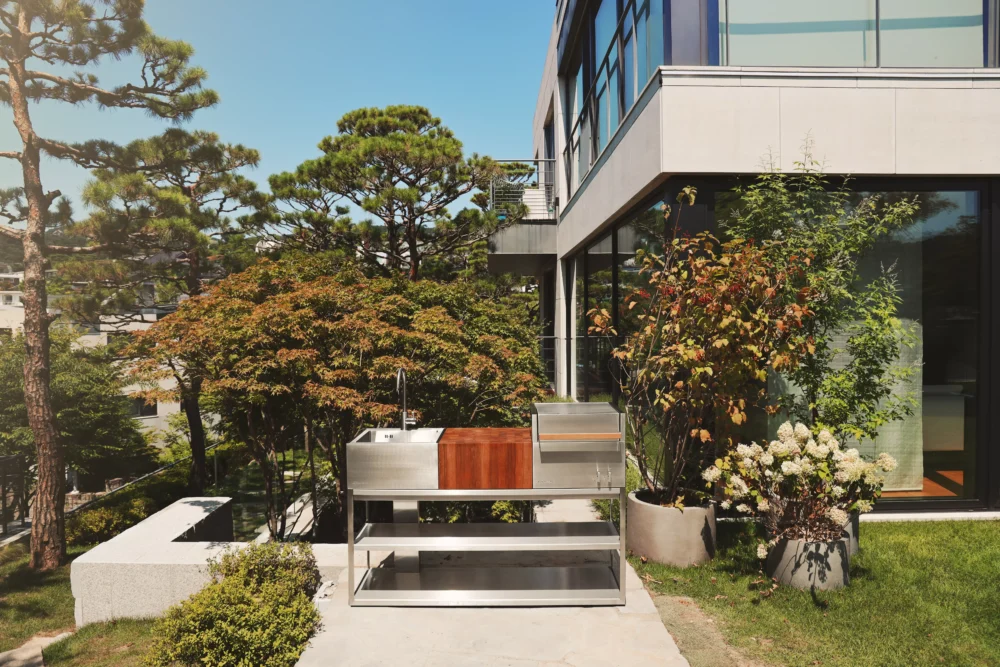 Kitchen Island - Image 6