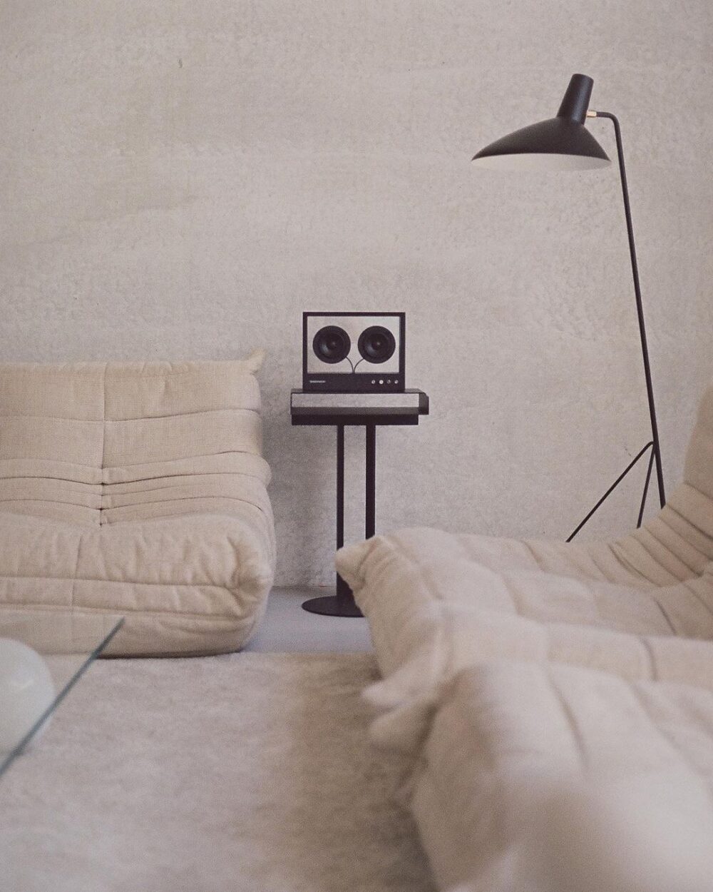 Small Transparent Speaker - Black - Image 11