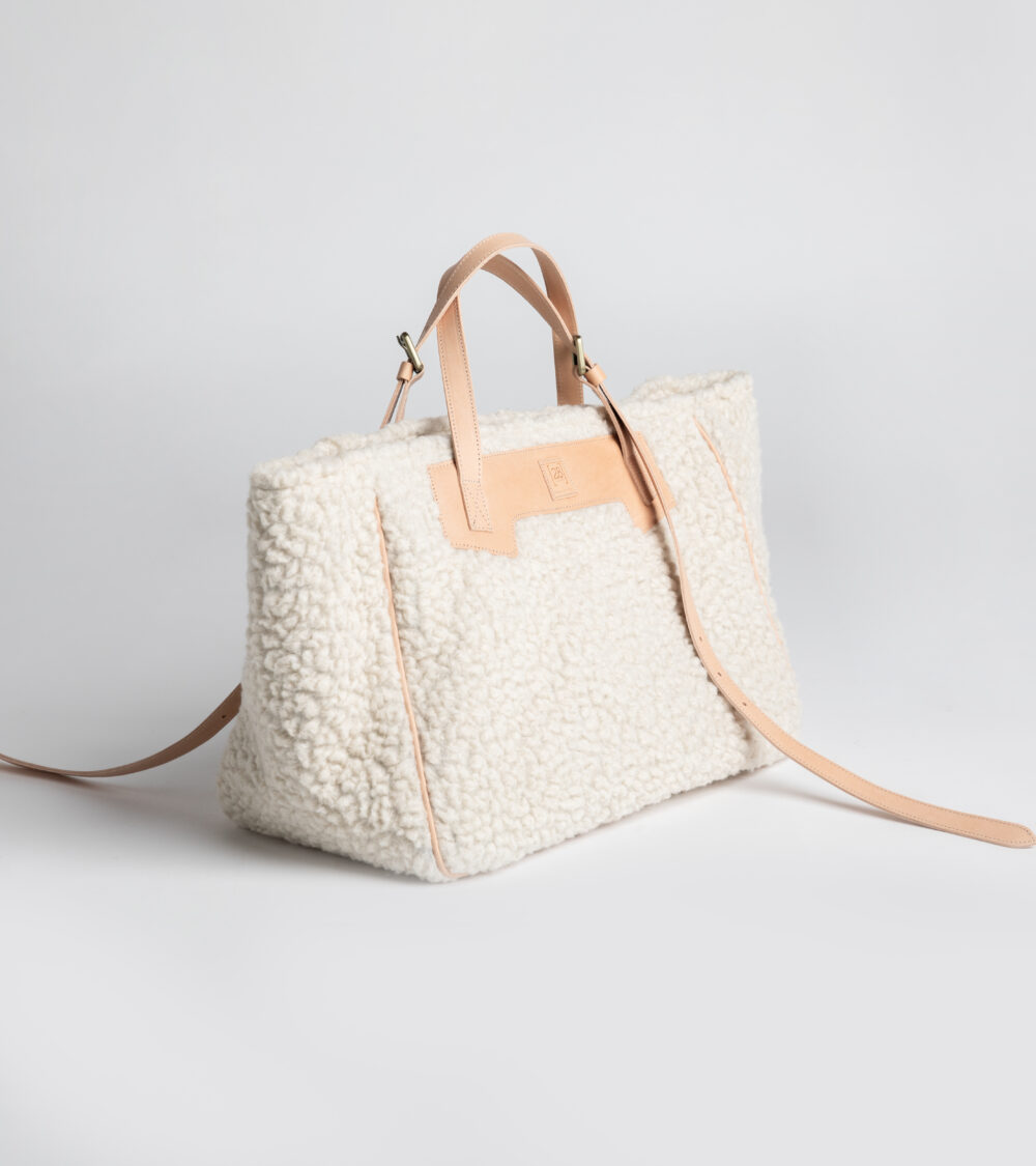 Bouclé Wool Dog Bag - Image 3