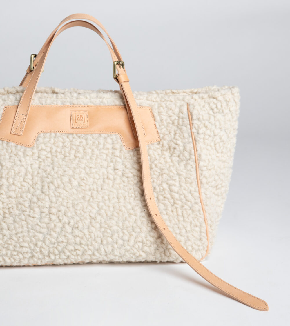 Bouclé Wool Dog Bag - Image 2