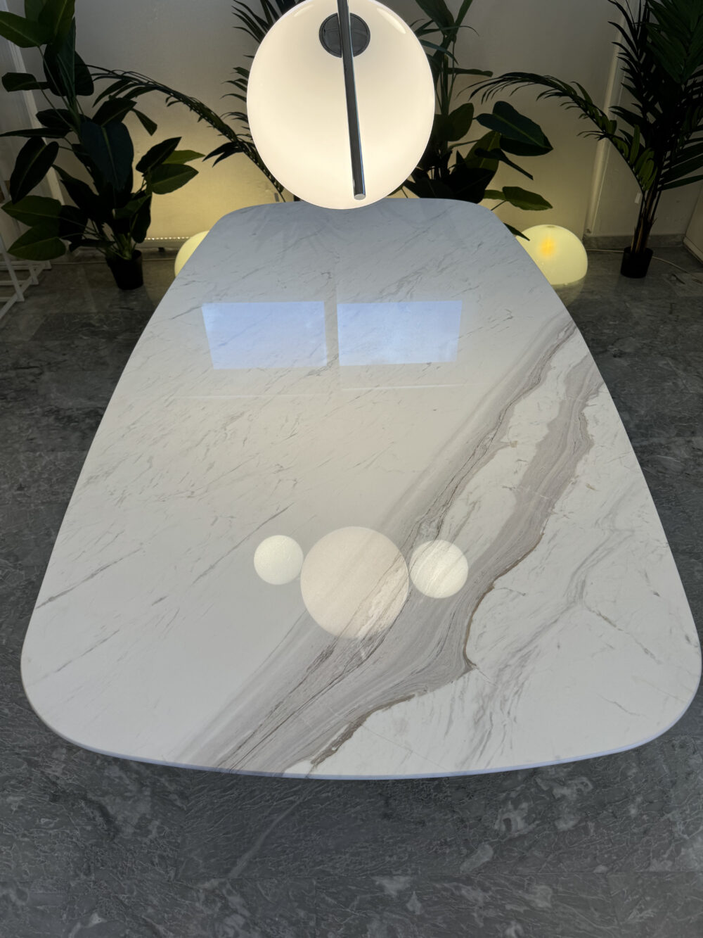 Dakry Dining Table - Volakas Marble - Image 3